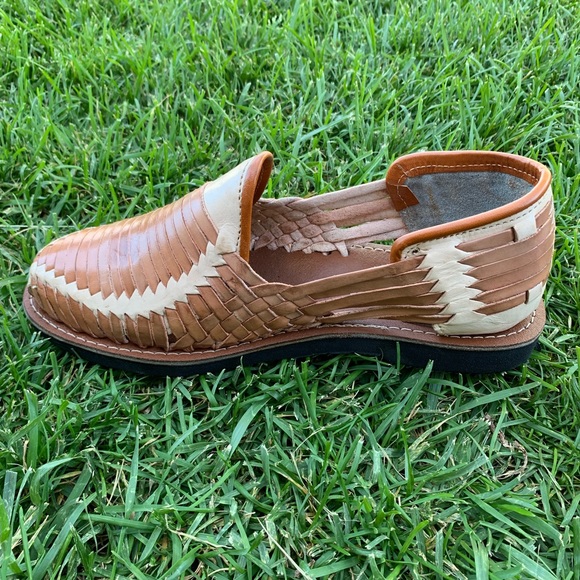 Men's Closed Toe Sandal MOCCASIN HUARACHES TAN - Picture 3 of 7